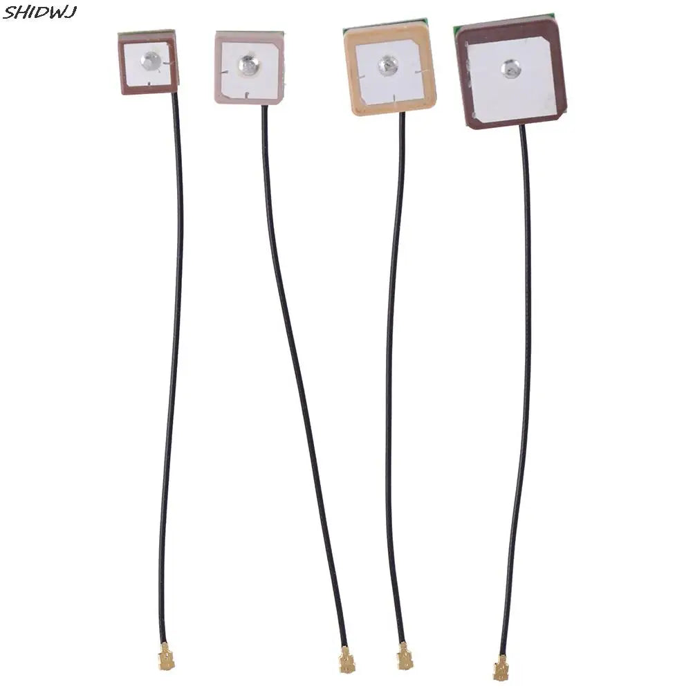 28DB GPS Antenne IPX Connector Voor IOT M2M LORA High Gain GPS Antenne Keramische Patch Interne
