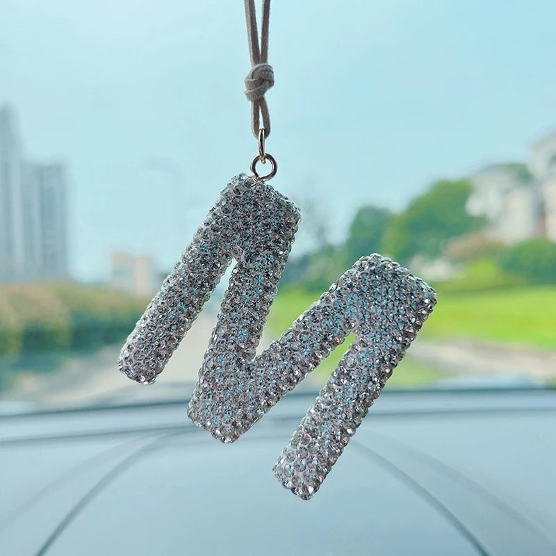 Creative Letter M rear view mirror car mounted pendant car pendant pearl car decoration car pendant