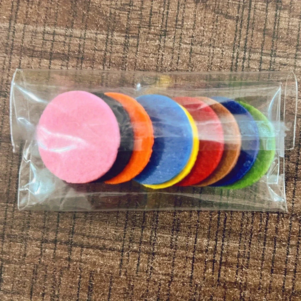 1PC Refillable Car Air Freshener Perfume Diffuser Clip with 10pcs Pads Auto Vent Interior Aromatherapy Diffuser