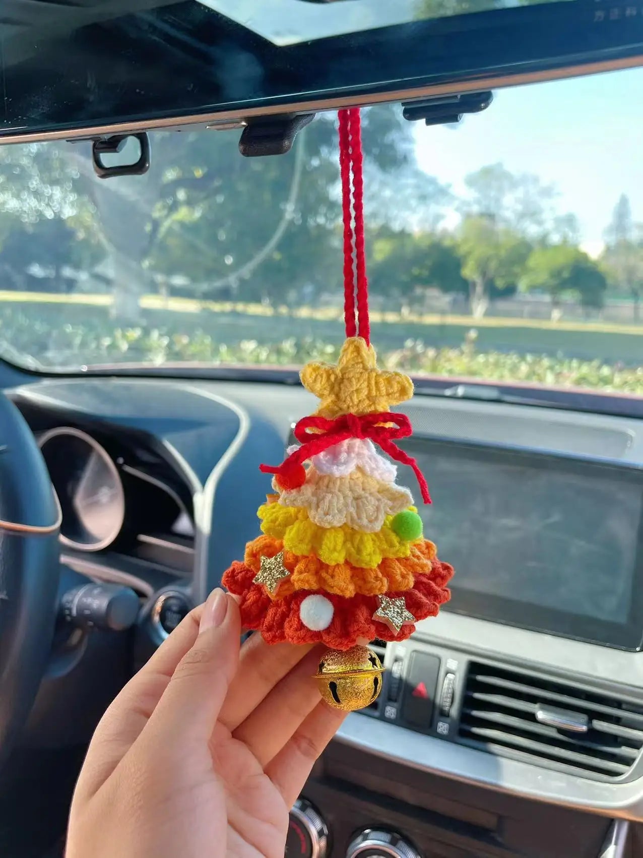 Hot selling car plant ornaments, car decorations, rearview mirror pendants, creative woolen accessories inside the car