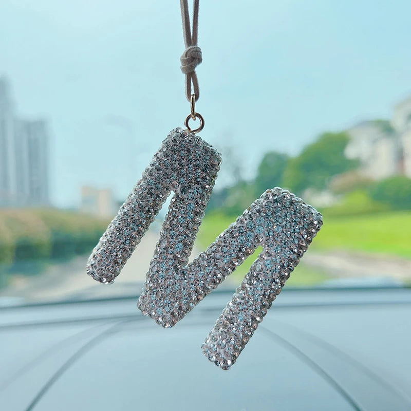 Creative Letter M rear view mirror car mounted pendant car pendant pearl car decoration car pendant