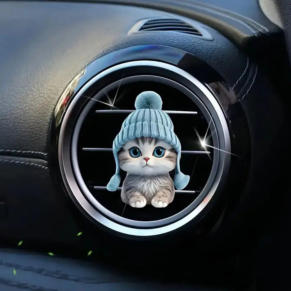 Cute Cartoon 2D Kitten Ventilation Clip Car Air Freshener Car Air Conditioner Air Outlet Aroma Diffuser Auto Interior Decoration