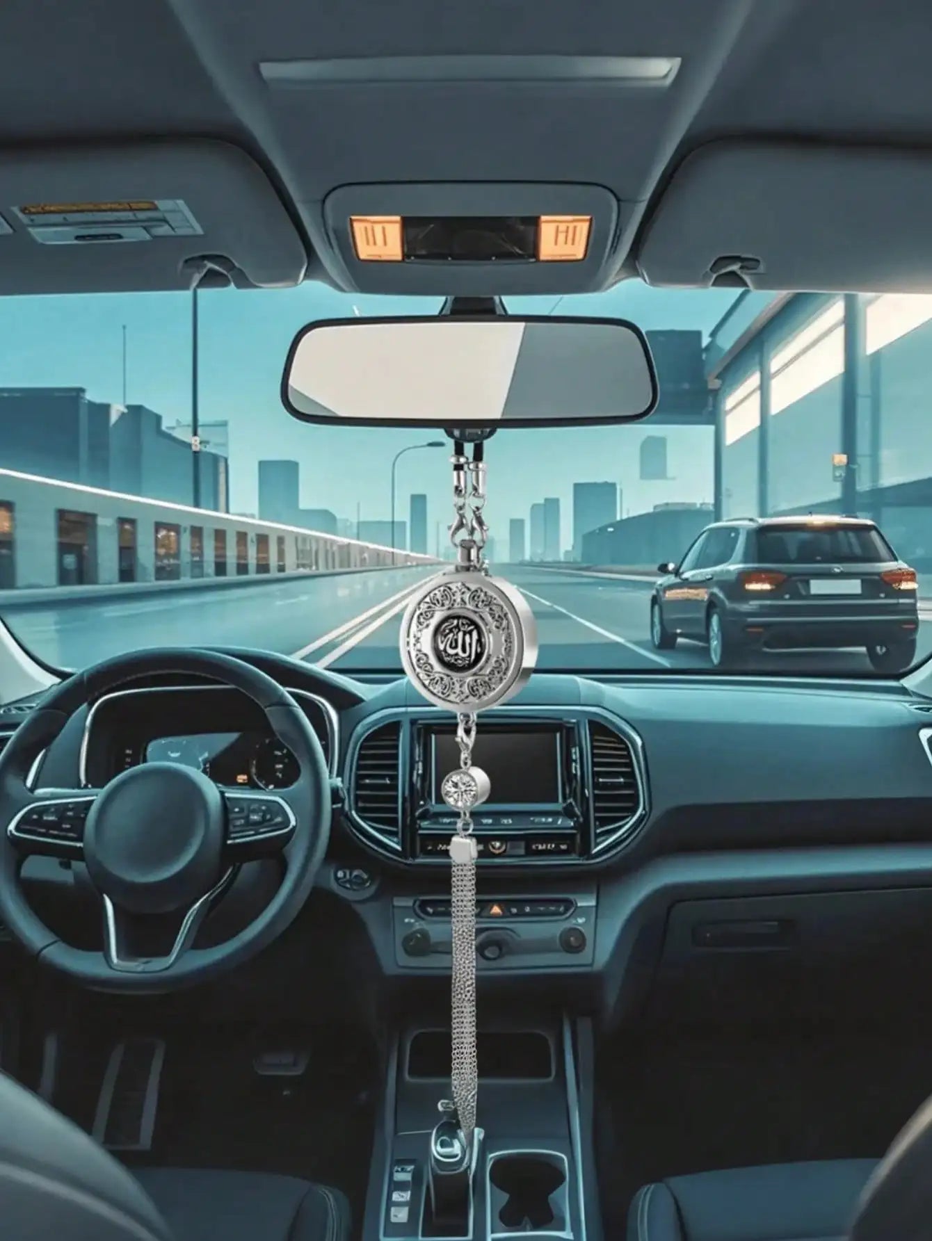 1Pc Rotating Diamond Car Perfume Pendant - Refillable DIY Fragrance Container, Elegant Metal Aromatherapy Pendant