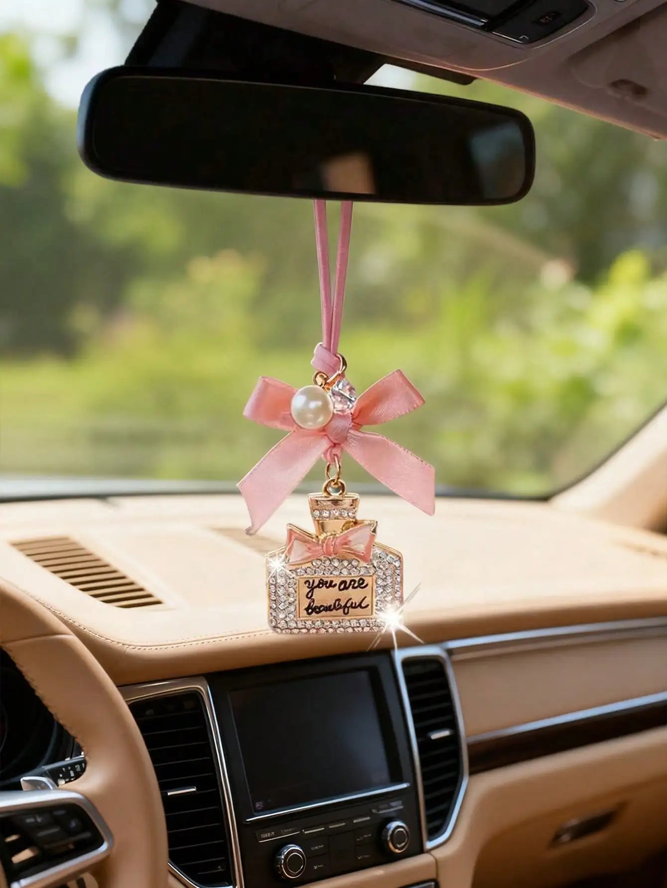 Rhinestone Alloy Perfume Bottle Car Rearview Mirror Ornament – Women’s Exclusive Interior Pendant, Car Interior Accessory