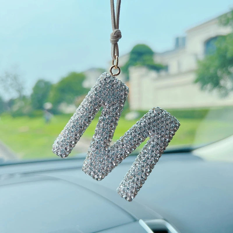 Creative Letter M rear view mirror car mounted pendant car pendant pearl car decoration car pendant