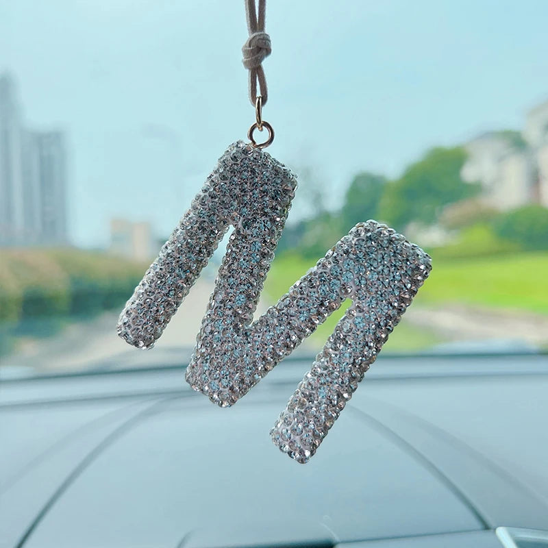 Creative Letter M rear view mirror car mounted pendant car pendant pearl car decoration car pendant