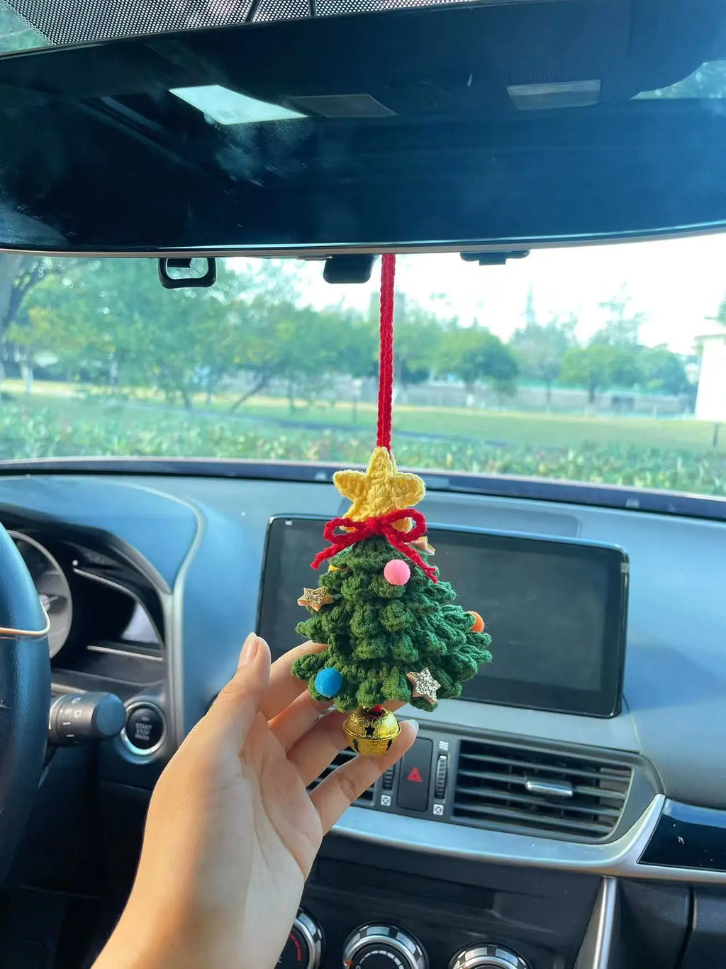 Hot selling car plant ornaments, car decorations, rearview mirror pendants, creative woolen accessories inside the car