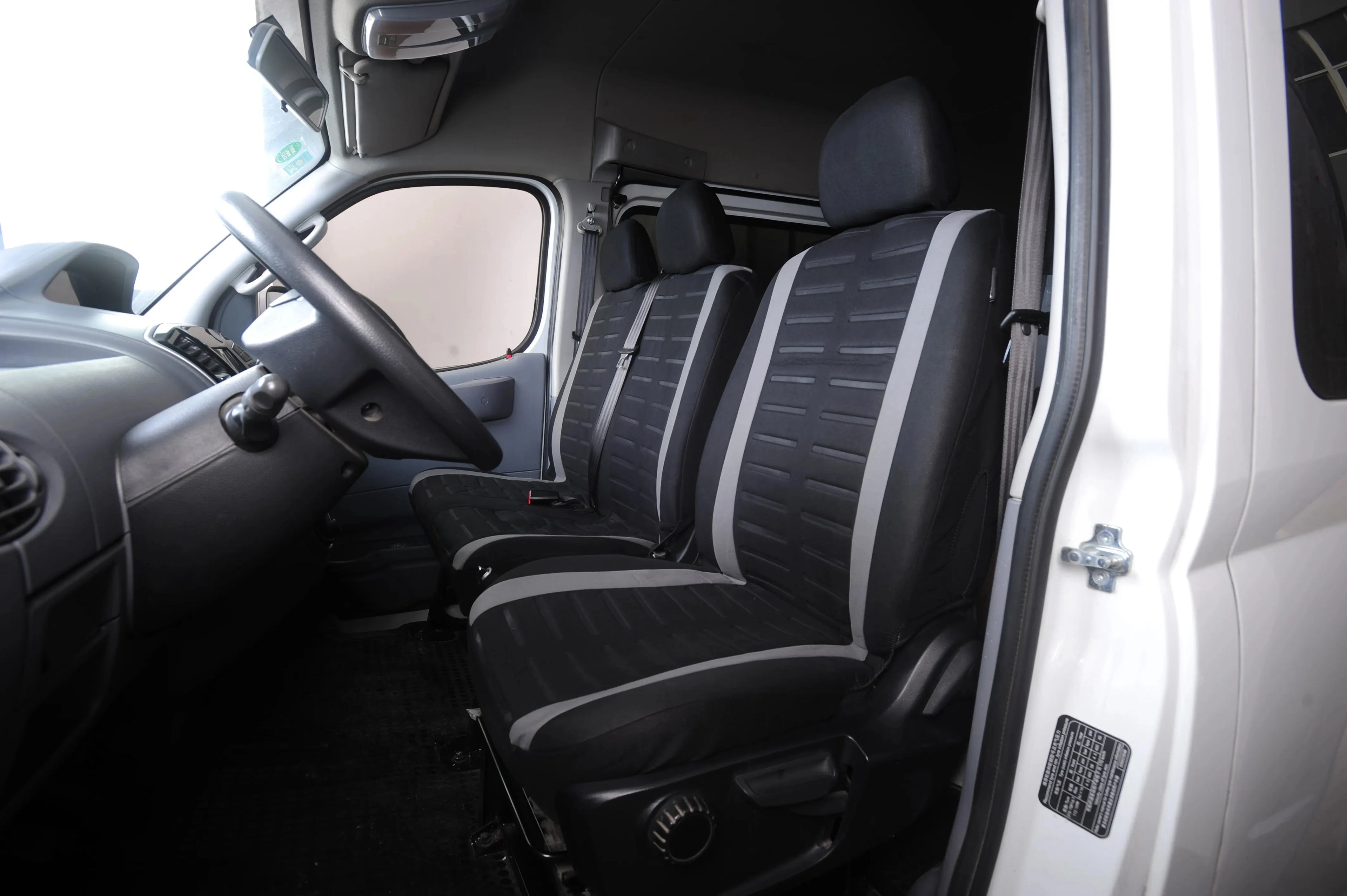 Universal 3D Stripe Seat Covers Fits Most Vans Trucks 2+1 Seat Covers for Single Driver and Passenger Seat Cover